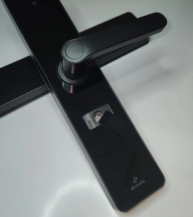 Dircode SL-10 классический электронный замок
